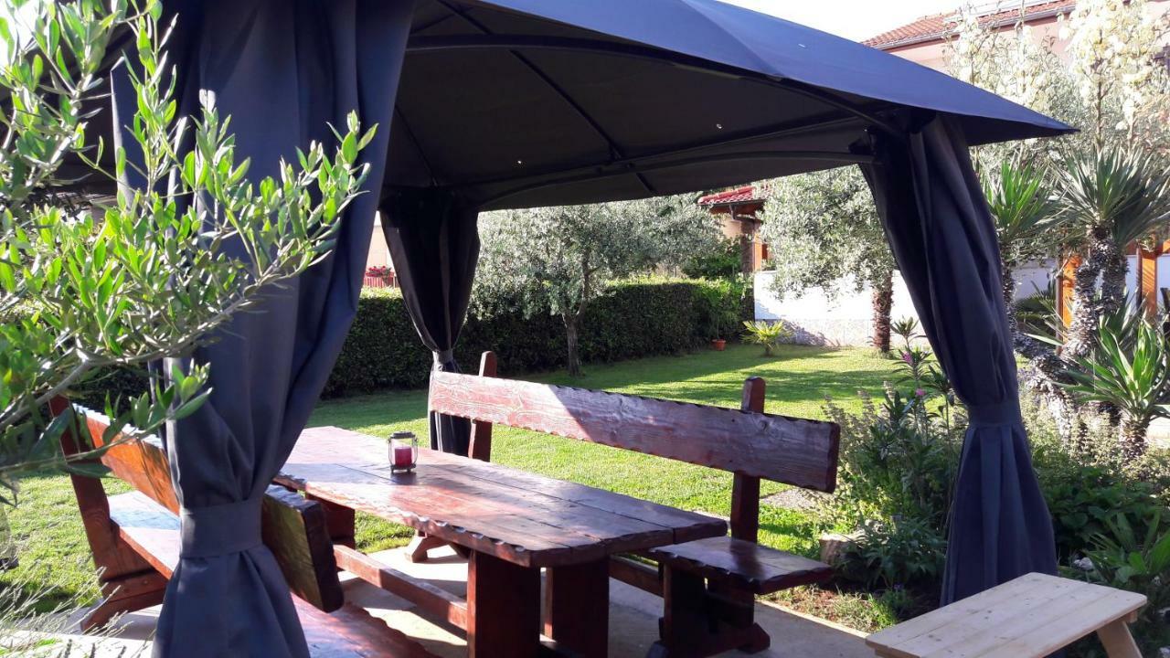 Relax Green House Rovinj Exterior foto